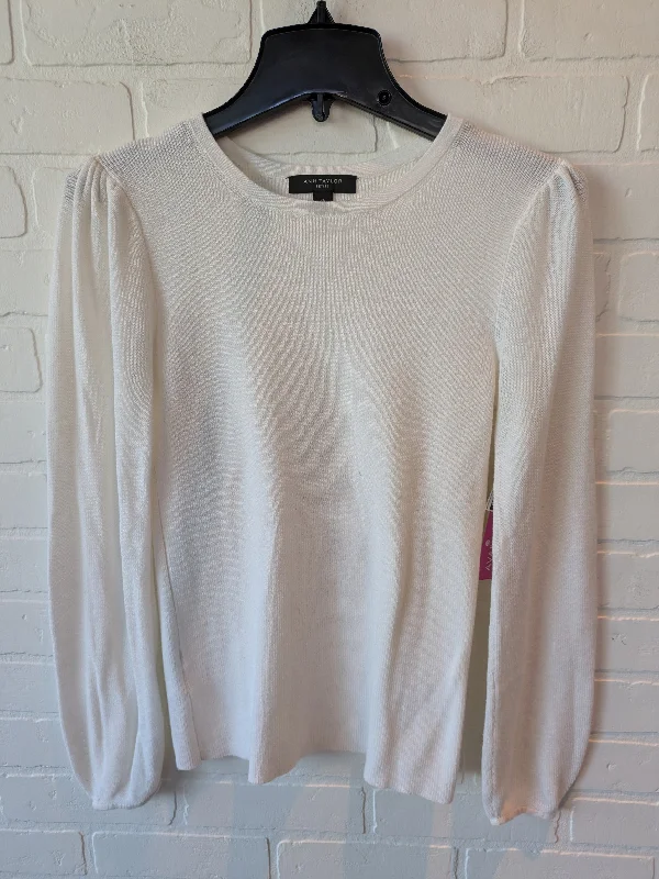 Sweater By Ann Taylor In Cream, Size: S